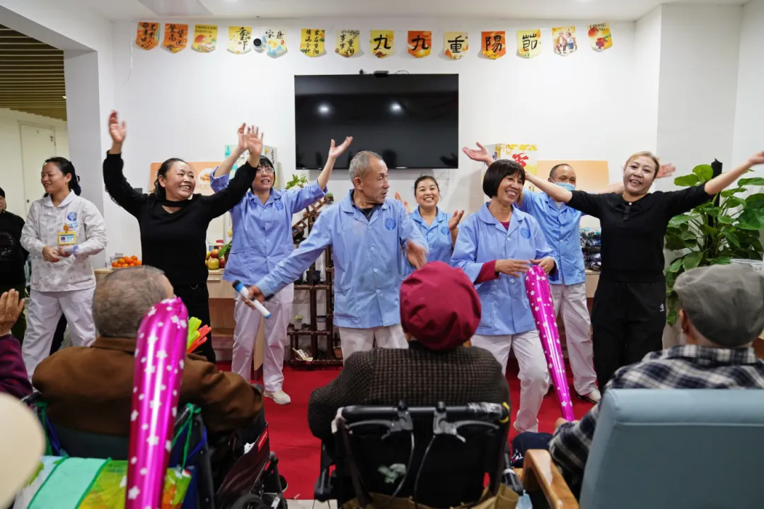 640.webp (6).png 640.webp (6).png